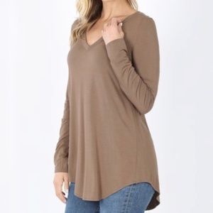 Sz M Lydiane Mocha V-Neck Long-Sleeve Hi-Low Top